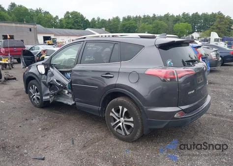 2016 Toyota Rav4 Le z USA, uszkodzony, nr VIN JTMBFREV4GJ098177